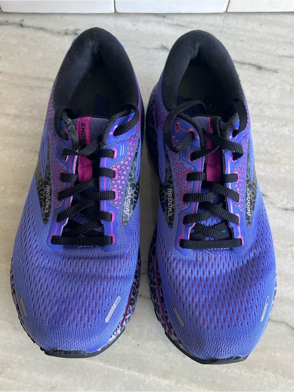 BROOKS GHOST 14 PURPLE LEOPARD RUNNING SHOE SNEAKER SZ 8 - Picture 3 of 13